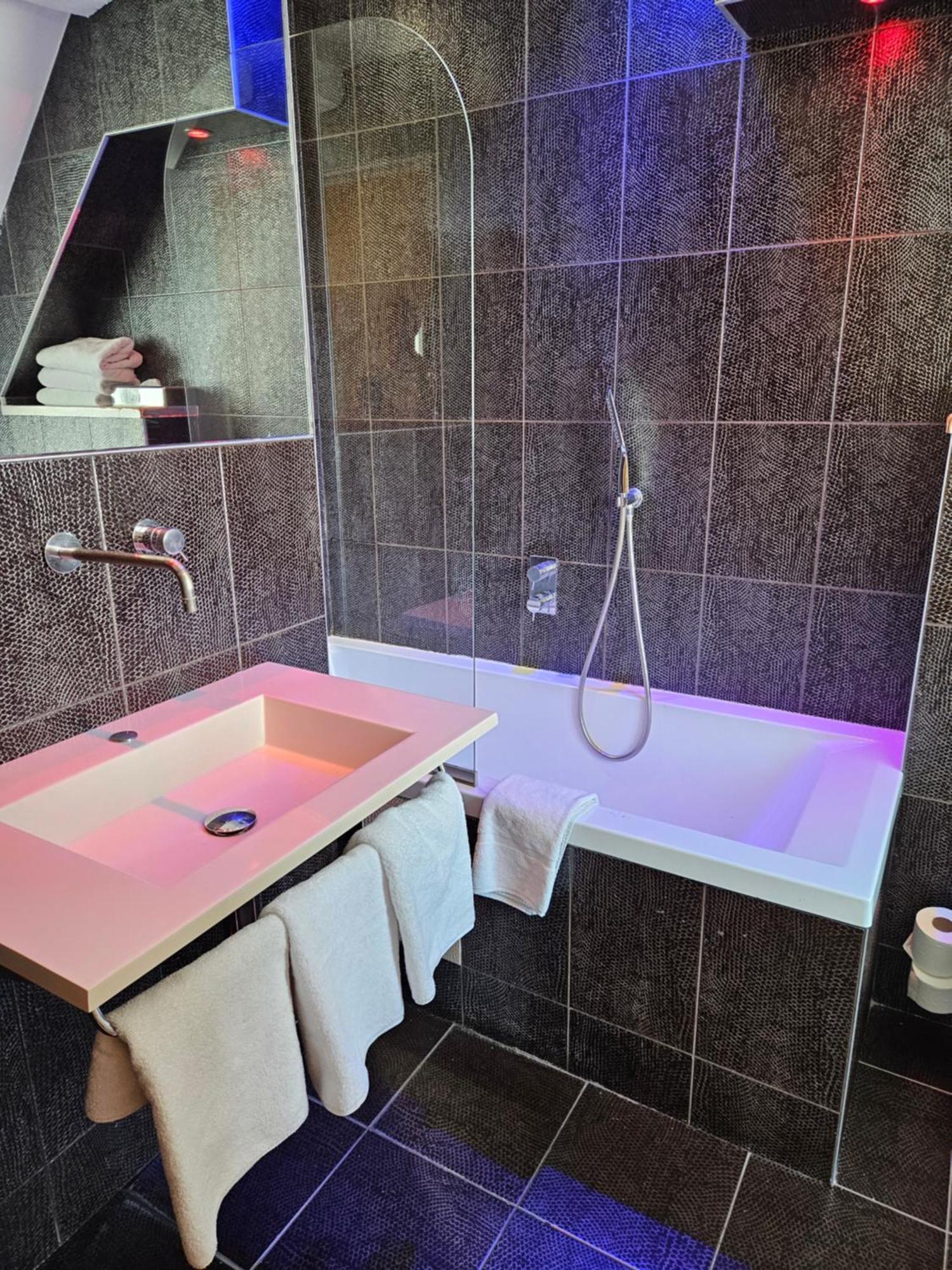 Atn Hotel Párizs Kültér fotó